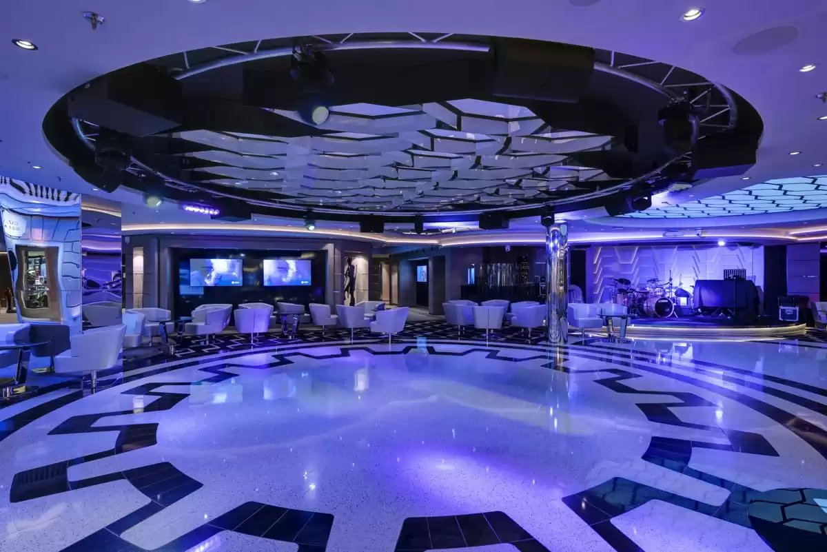 O  :  cabine 63
