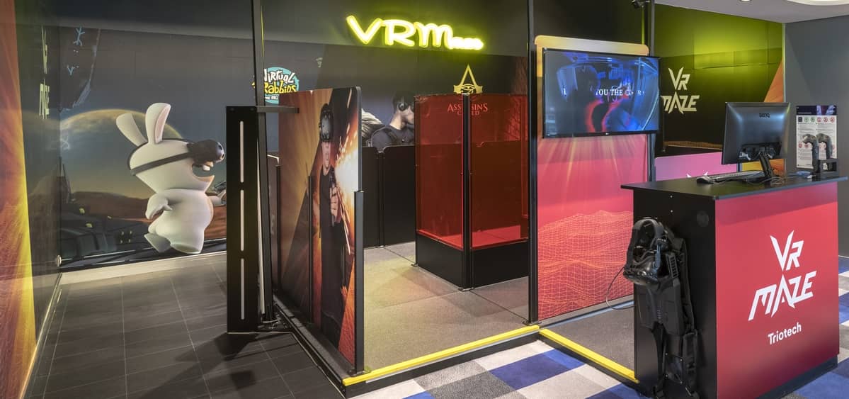 3- VR MAZE <br> MERGULHE NUM LABIRINTO VIRTUAL