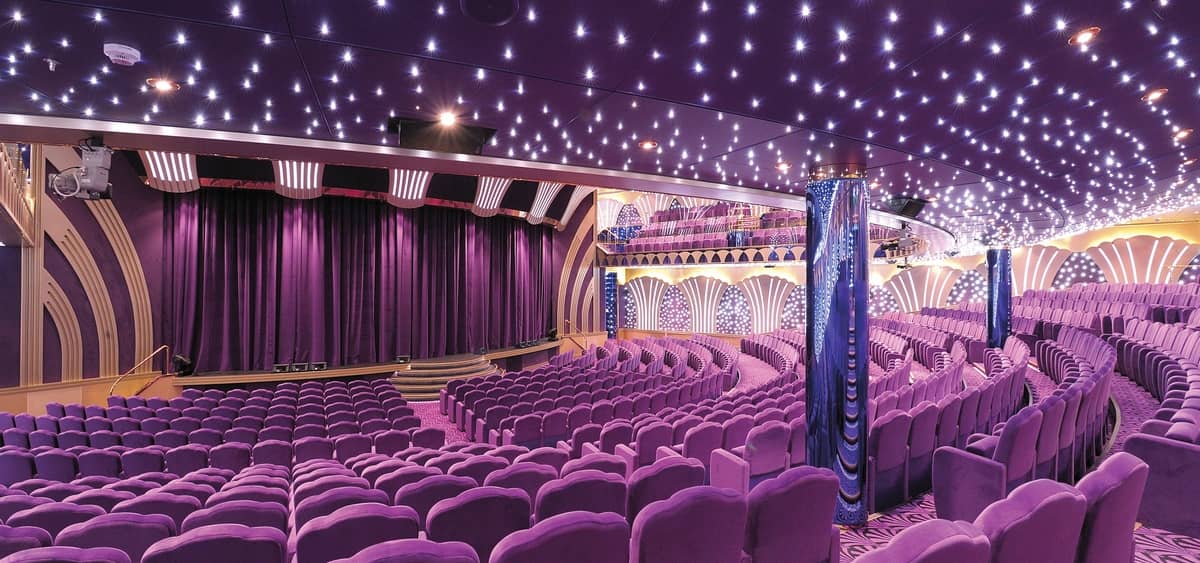 2- TEATRO CARLO FELICE <br> O GRANDE ESPETÁCULO EM DOIS DECKS