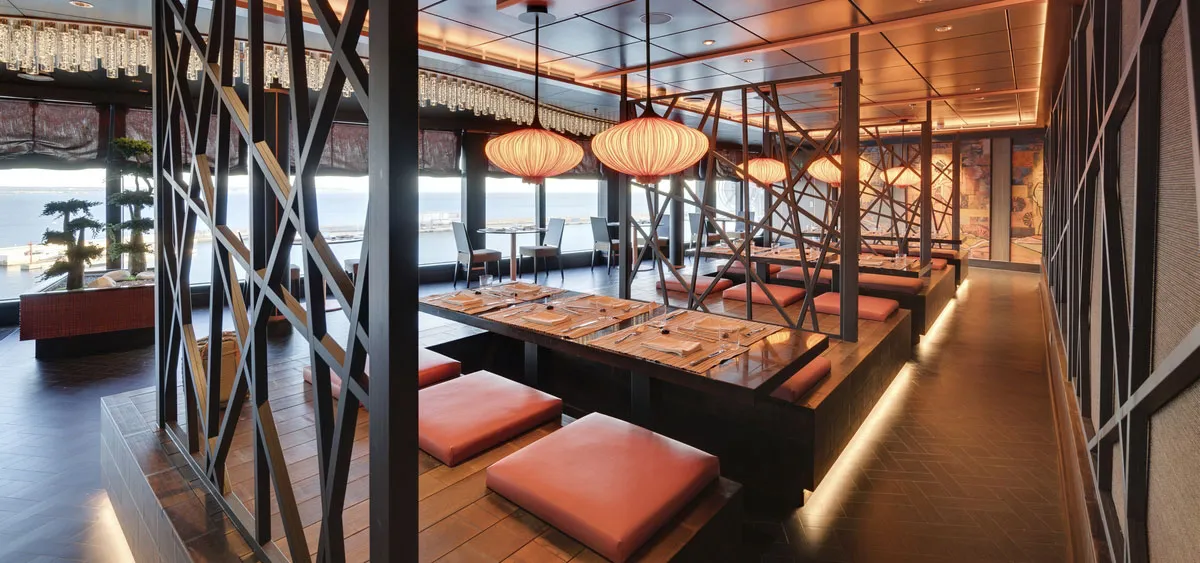 5-ASIAN MARKET KITCHEN <br> SABORES DA ÁSIA, ESPETÁCULO INCLUÍDO