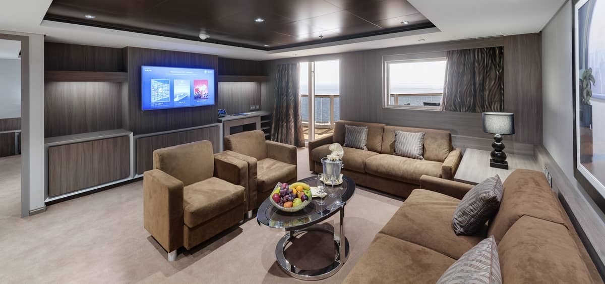 5- O MSC YACHT CLUB <br> UM REFÚGIO DE TRANQUILIDADE NA PROA