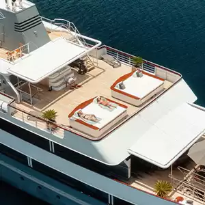 A quem se destina a empresa Aqua Expeditions