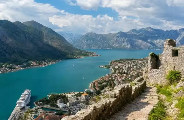Em Kotor
