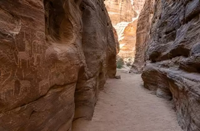 Em Khazali Canyon