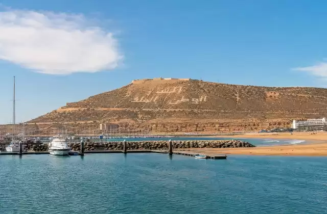 Em Agadir
