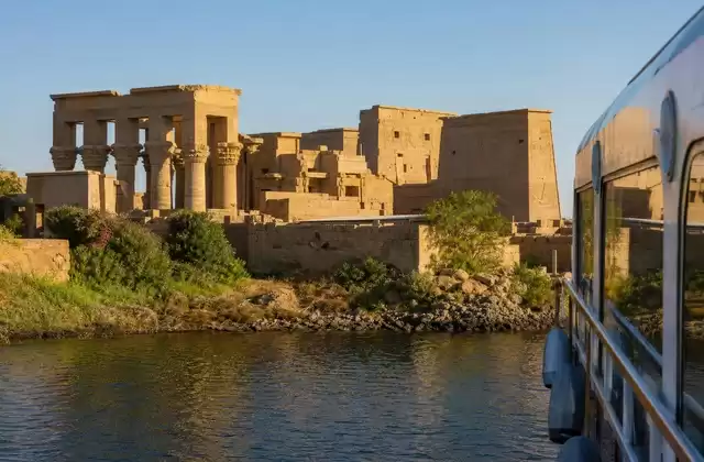 Em Kom Ombo e Edfu