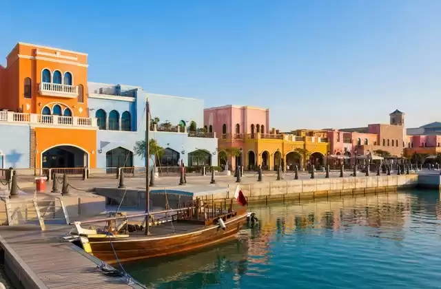 No Porto Antigo de Doha
