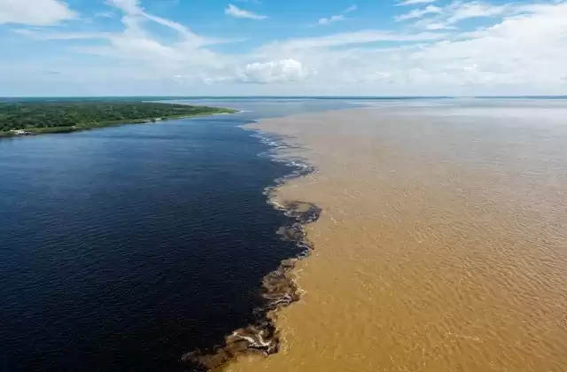 Encontro das Águas