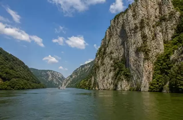 Portas de Ferro