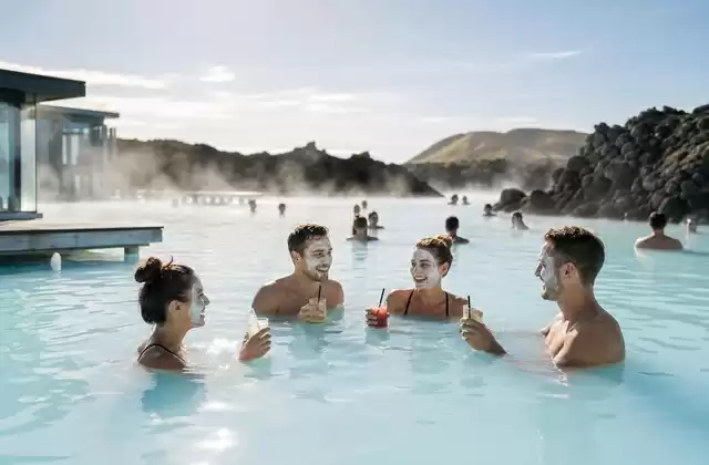 Banhos no Blue Lagoon