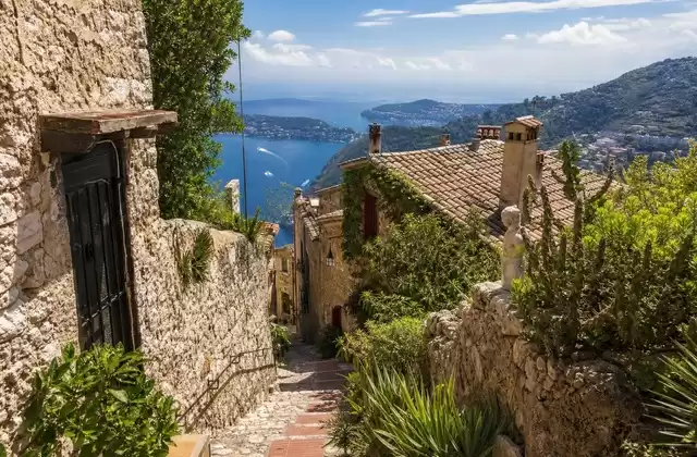 Èze