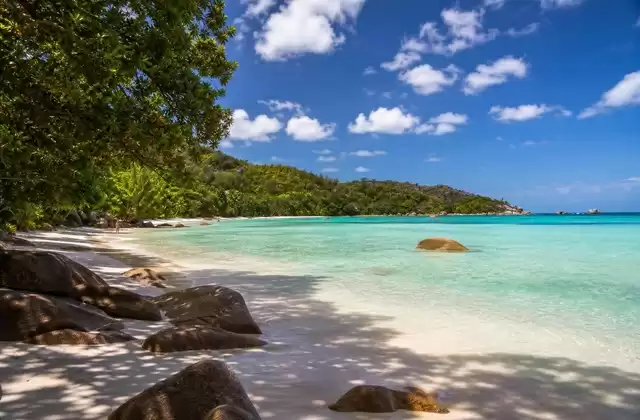 Anse Lazio