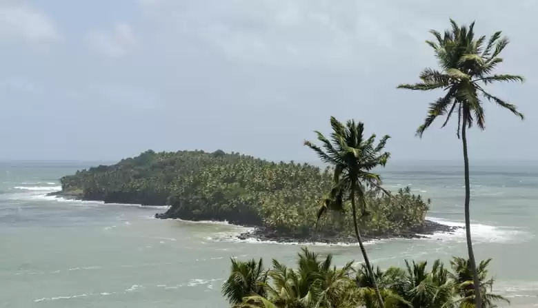 Devil' s Island